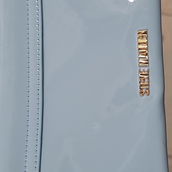 Steve Madden Crossbody Bag - Picture 2 of 8